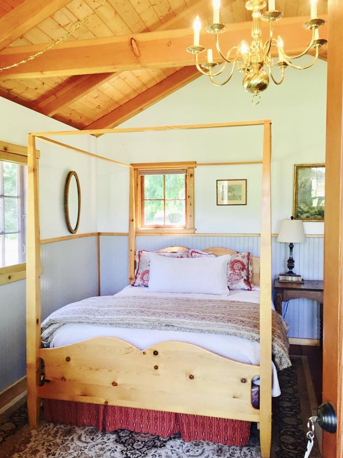 Bond Ranch Retreat Hotel King Hill Quarto foto